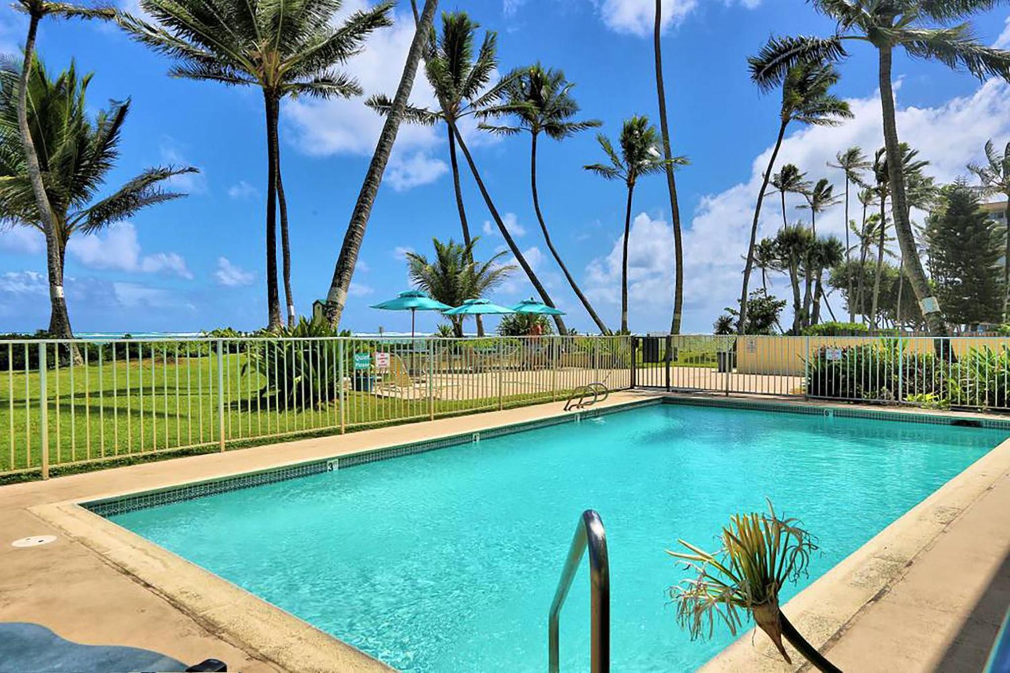 Beachfront With Stunning Ocean View *